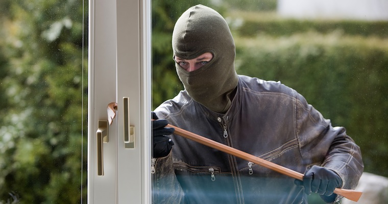 Burglar.jpg Burglar.jpg